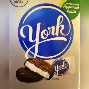 Free with Purchase- 6 mini York Peppermint Patties add to Bundle